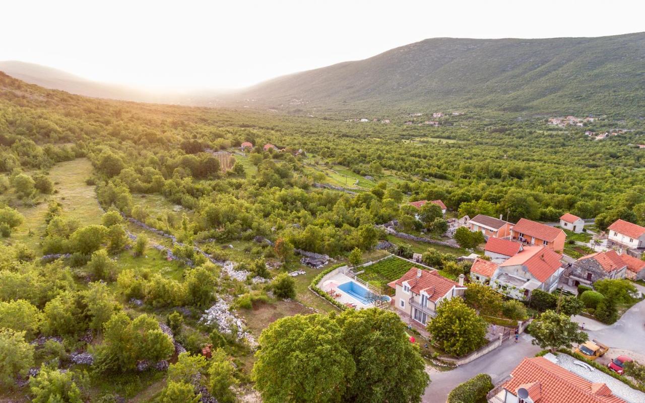 Holiday Home Memories And Joy Imotski Ngoại thất bức ảnh