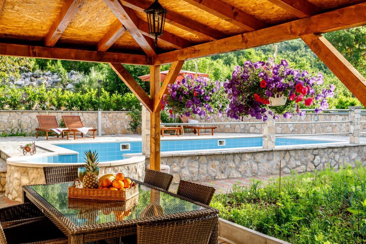 Holiday Home Memories And Joy Imotski Ngoại thất bức ảnh