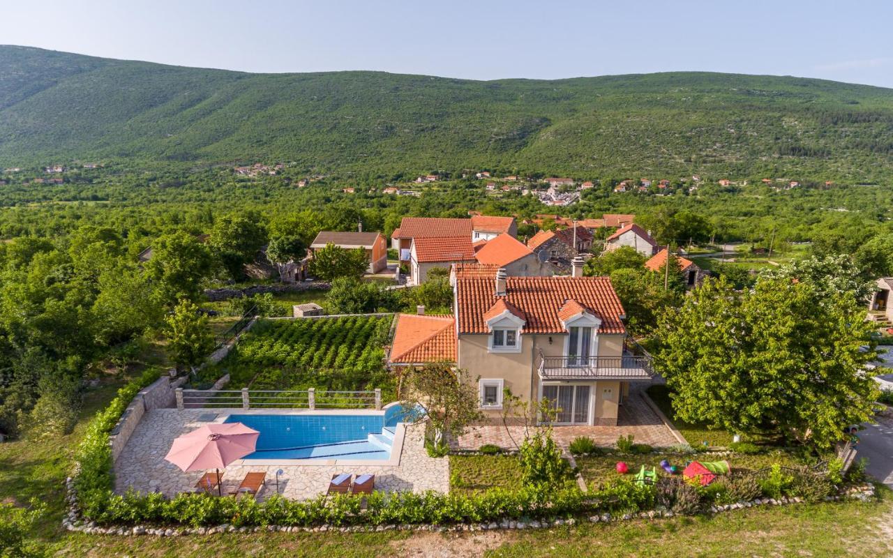Holiday Home Memories And Joy Imotski Ngoại thất bức ảnh
