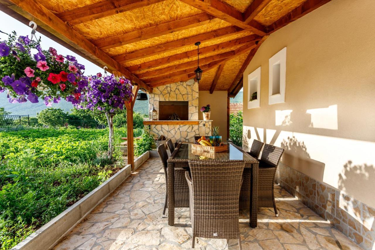 Holiday Home Memories And Joy Imotski Ngoại thất bức ảnh