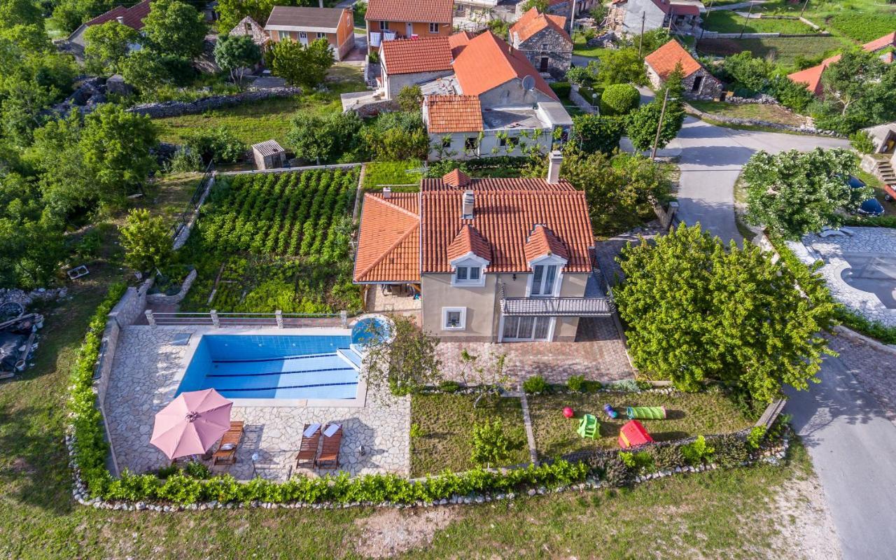 Holiday Home Memories And Joy Imotski Ngoại thất bức ảnh